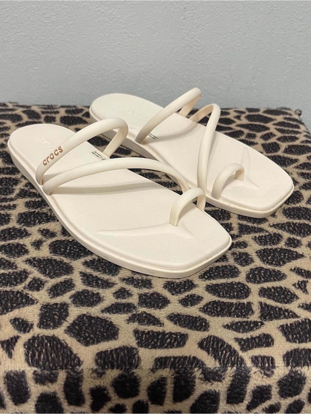 Crocs Miami Toe Loop Slip On Sandals White Rubber Summer Womens 9